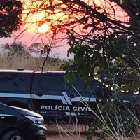 viatura-no-por-do-sol
